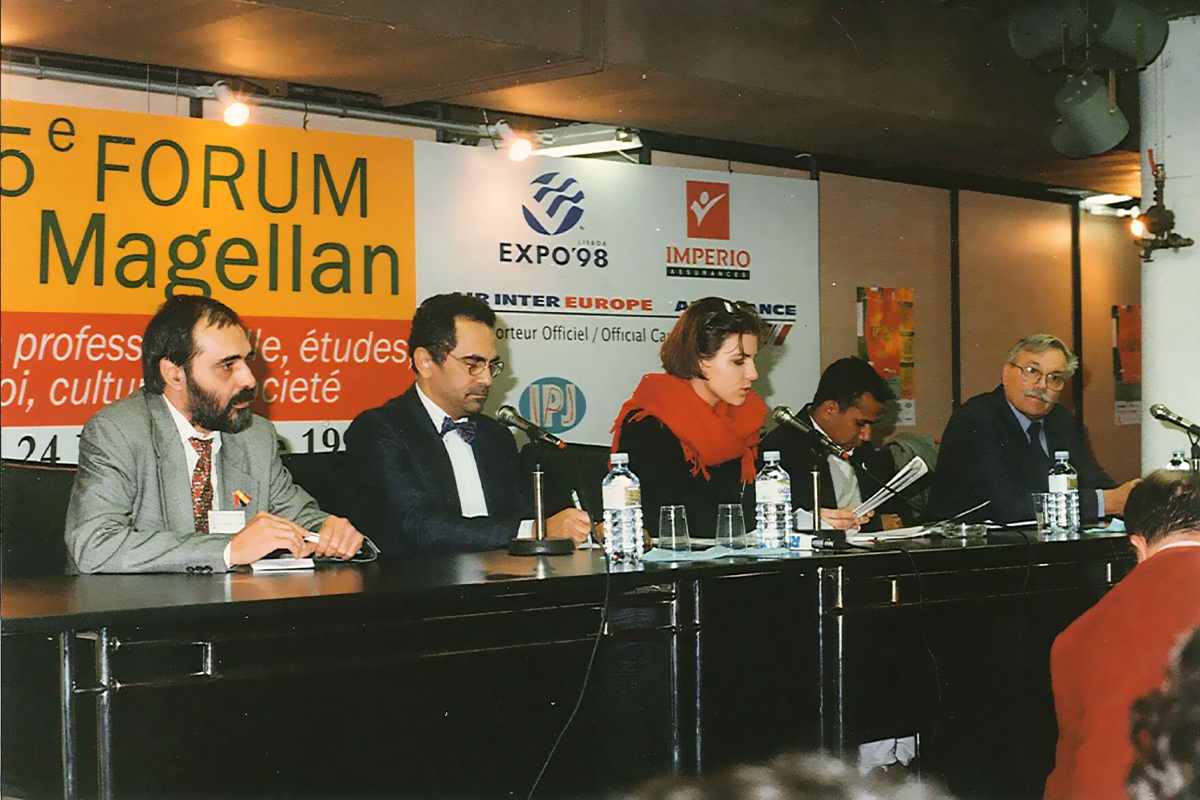 Forum1994-1995_02