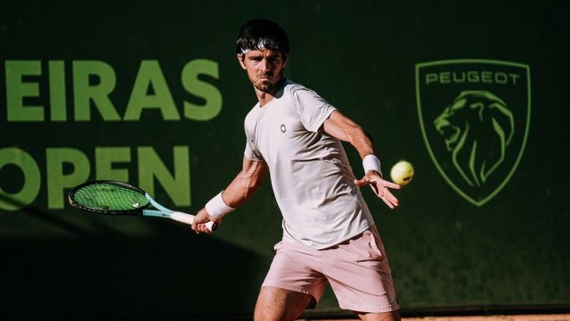 Tennis - Gastão Elias