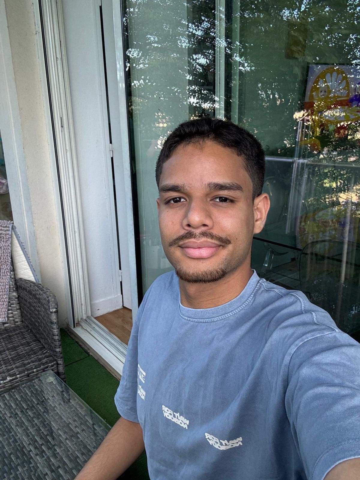 WhatsApp Image 2025-12-02 at 18.21.01